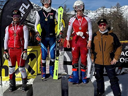 Christopher Lisch wird Tiroler Jugendmeister im Slalom Christopher Lisch wird Tiroler Jugendmeister im Slalom